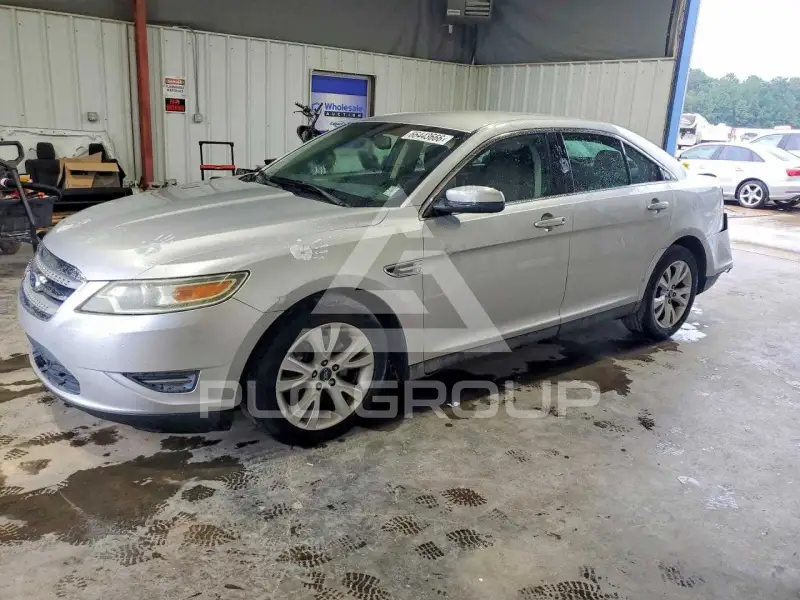 2011 Ford TAURUS photo