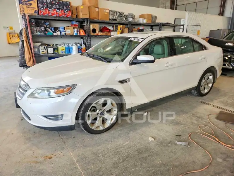 2011 Ford TAURUS photo