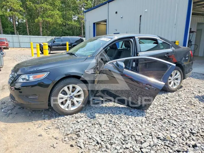 2011 Ford TAURUS фото