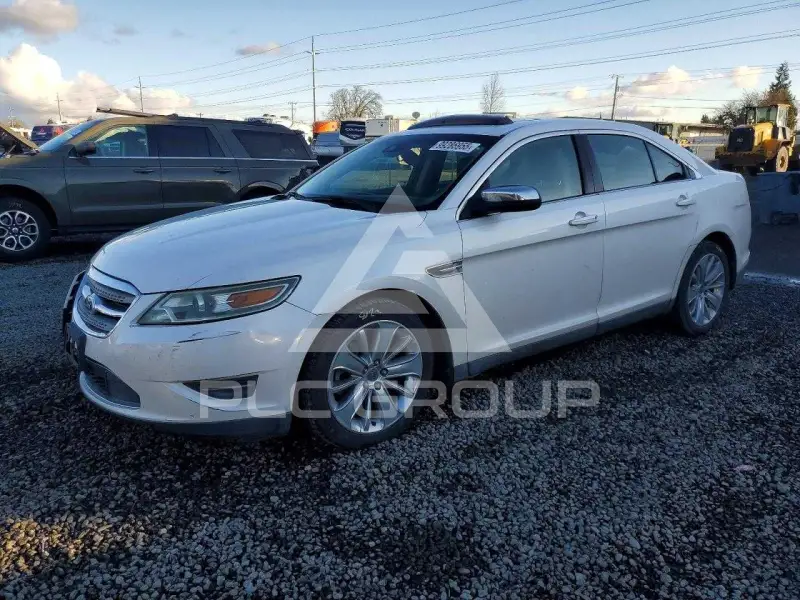 2011 Ford TAURUS photo