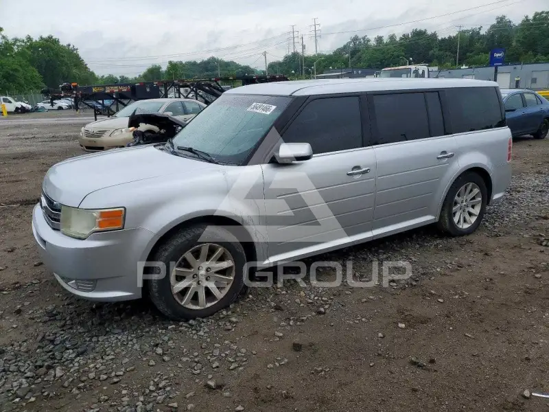 2011 Ford FLEX photo