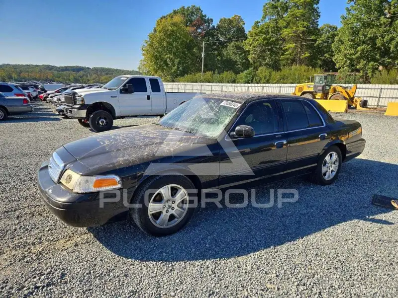2011 Ford CROWN фото