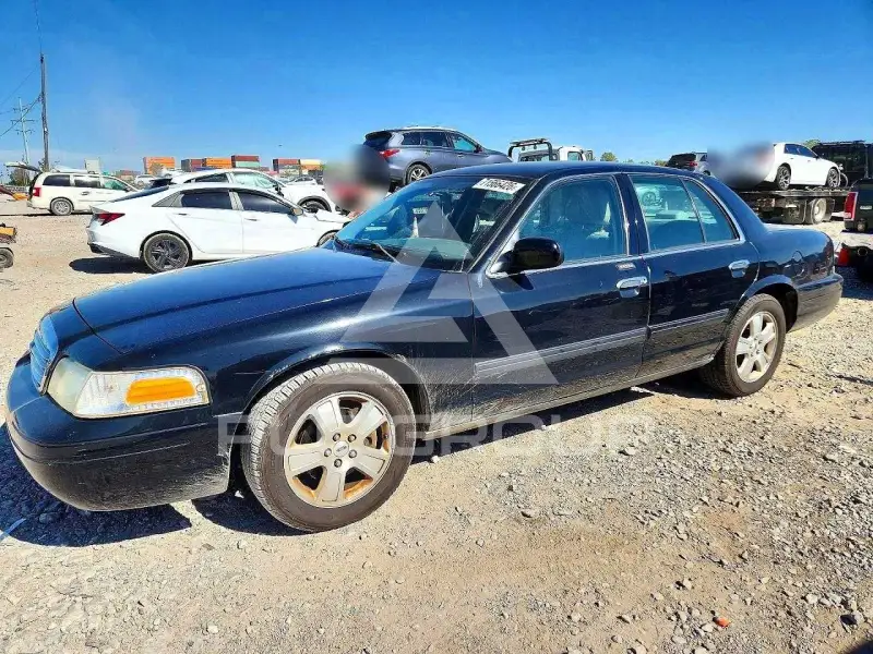 2011 Ford CROWN фото