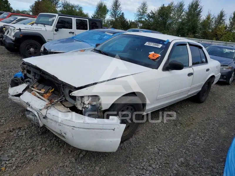 2011 Ford CROWN фото