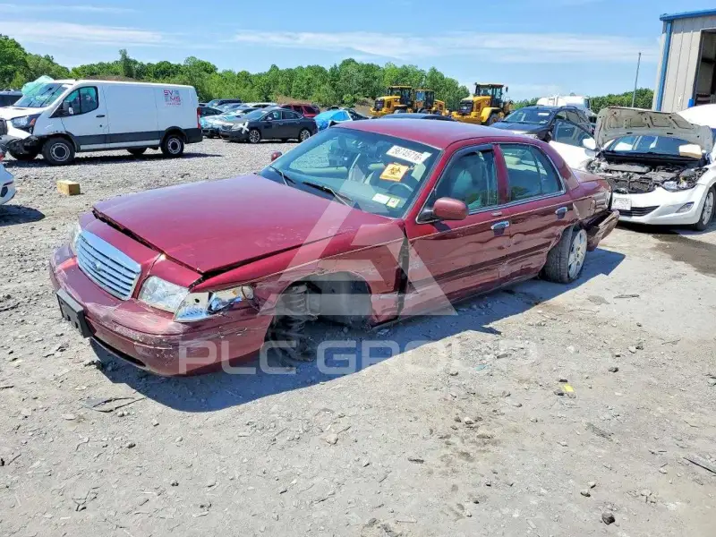 2011 Ford CROWN фото