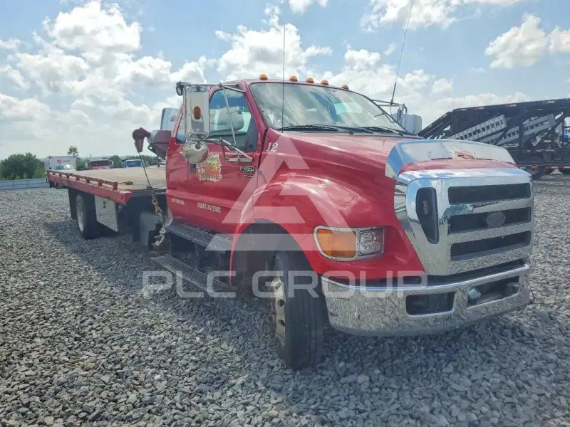 2011 Ford F-650 фото