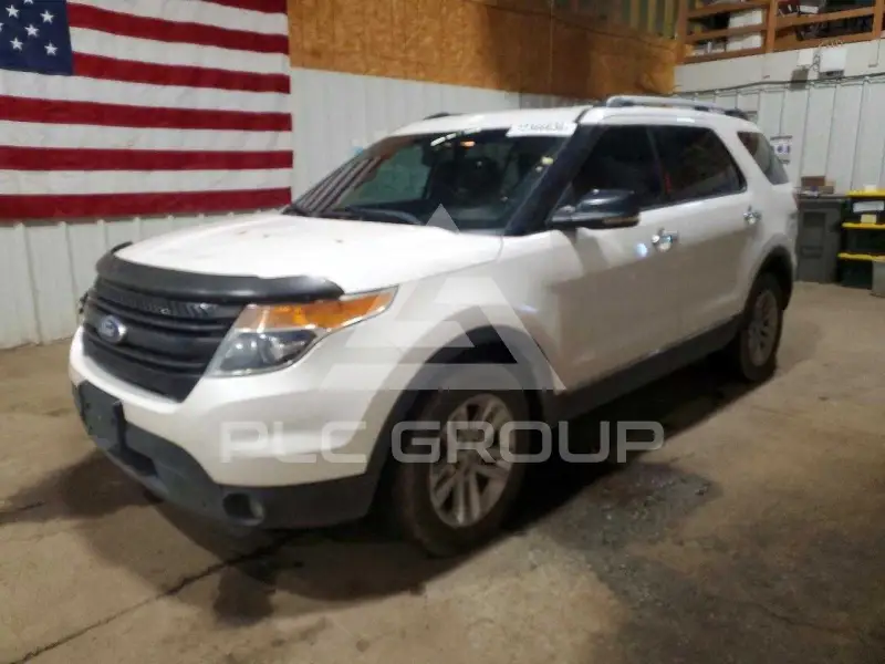 2011 Ford EXPLORER photo