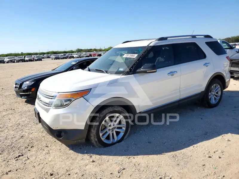 2011 Ford EXPLORER фото
