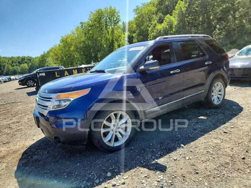 2011 Ford EXPLORER photo