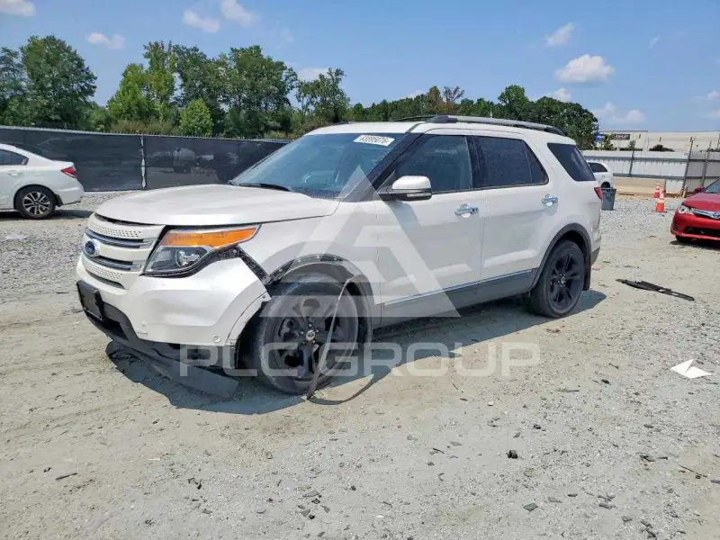 2011 Ford EXPLORER photo