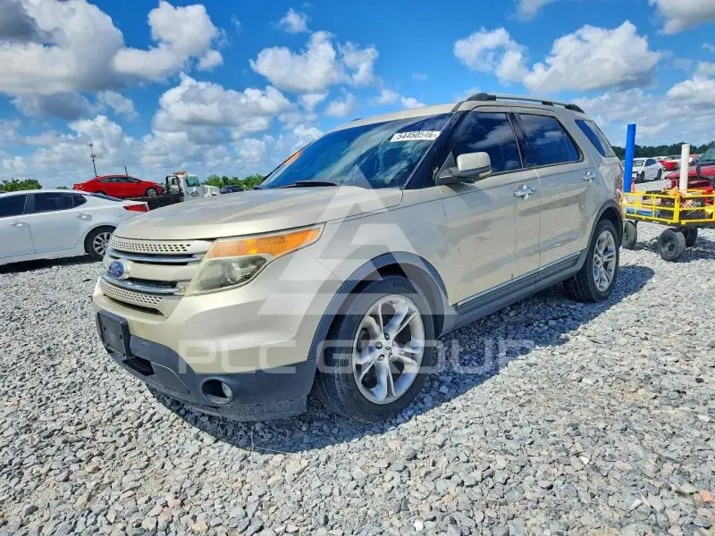 2011 Ford EXPLORER photo