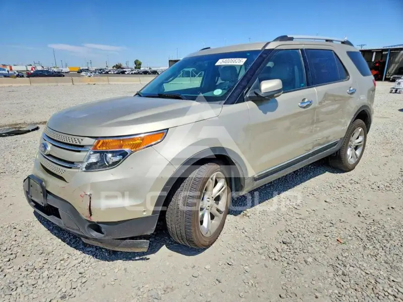 2011 Ford EXPLORER photo