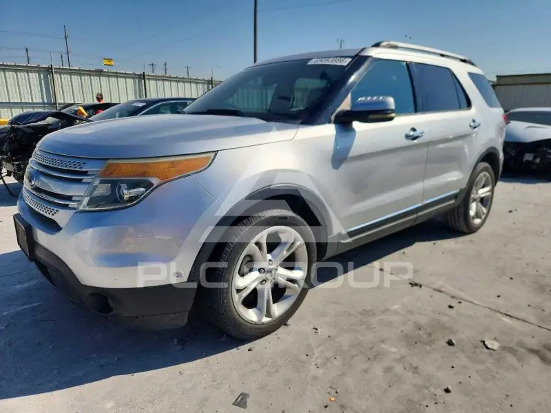 2011 Ford EXPLORER photo