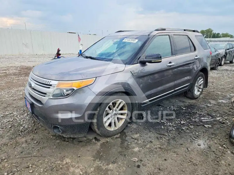 2011 Ford EXPLORER photo