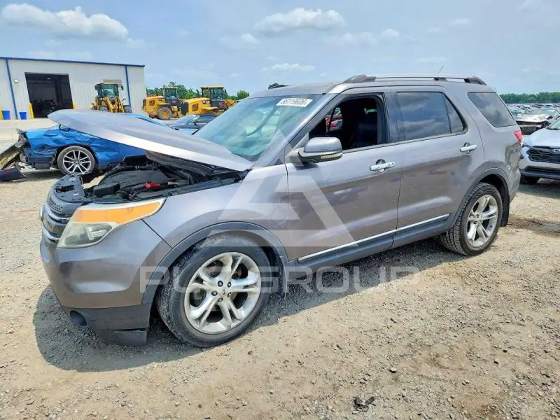 2011 Ford EXPLORER photo