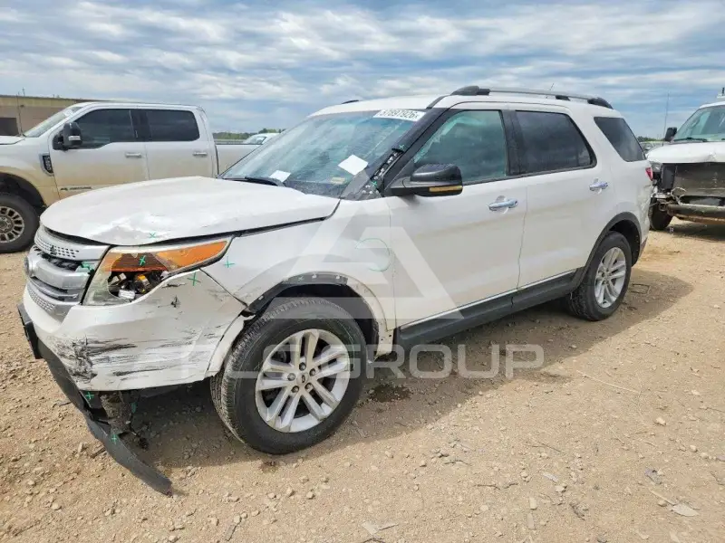 2011 Ford EXPLORER фото