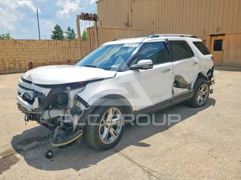 2011 Ford EXPLORER photo
