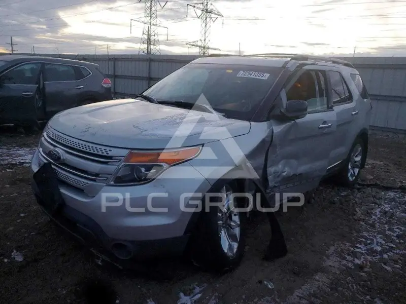 2011 Ford EXPLORER photo