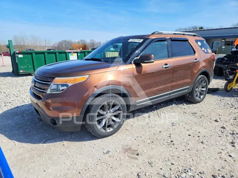 2011 Ford EXPLORER photo