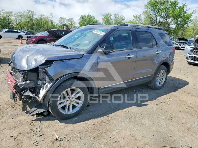 2011 Ford EXPLORER photo
