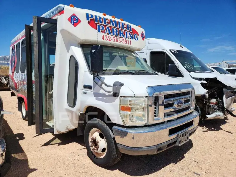 2011 Ford ECONOLINE фото