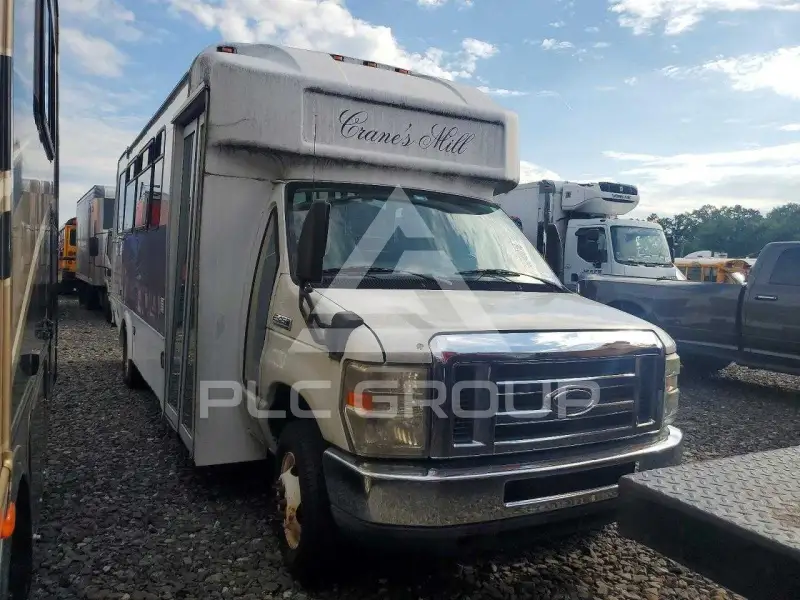 2011 Ford ECONOLINE фото