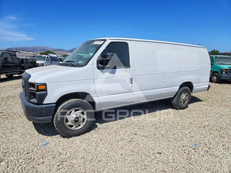 2011 Ford ECONOLINE фото