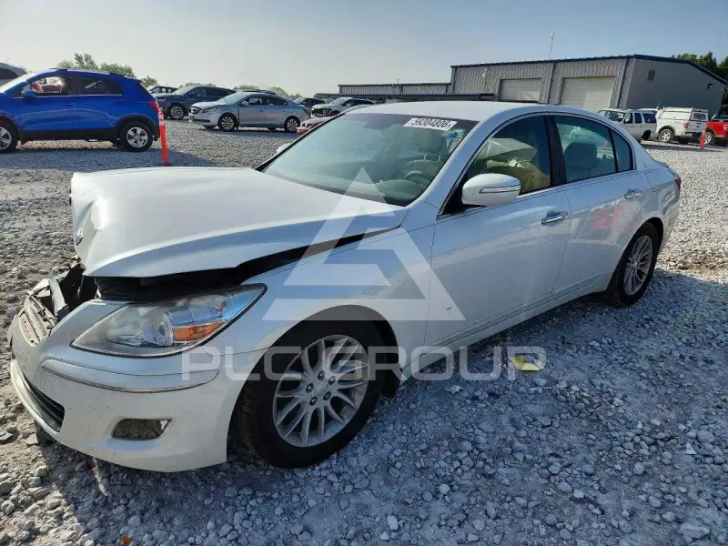 2011 Hyundai Genesis фото