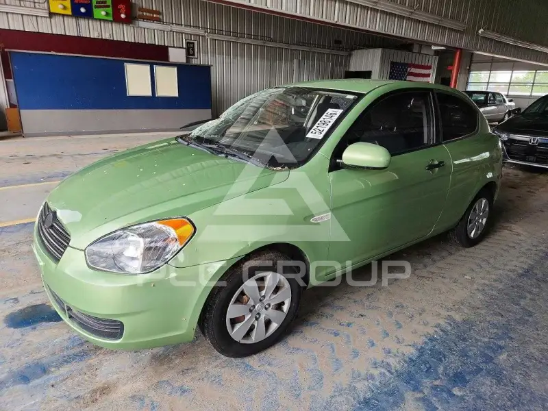 2011 Hyundai Accent фото