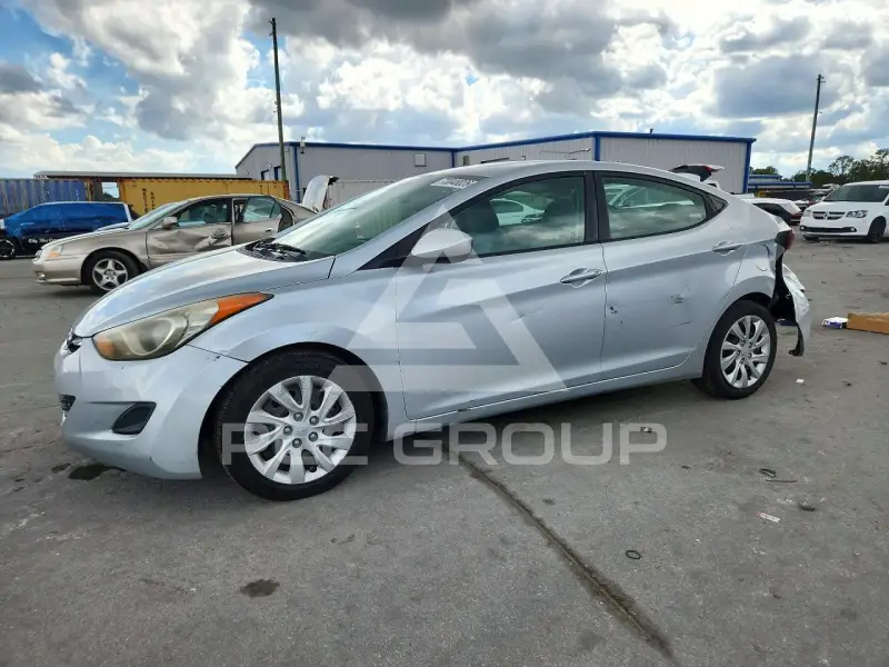 2011 Hyundai Elantra фото