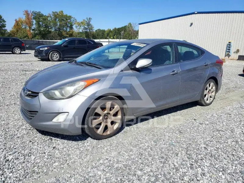 2011 Hyundai Elantra photo