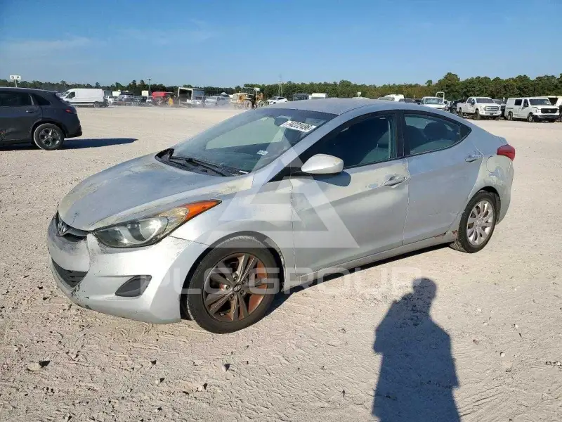 2011 Hyundai Elantra photo
