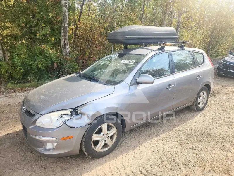 2011 Hyundai Elantra photo