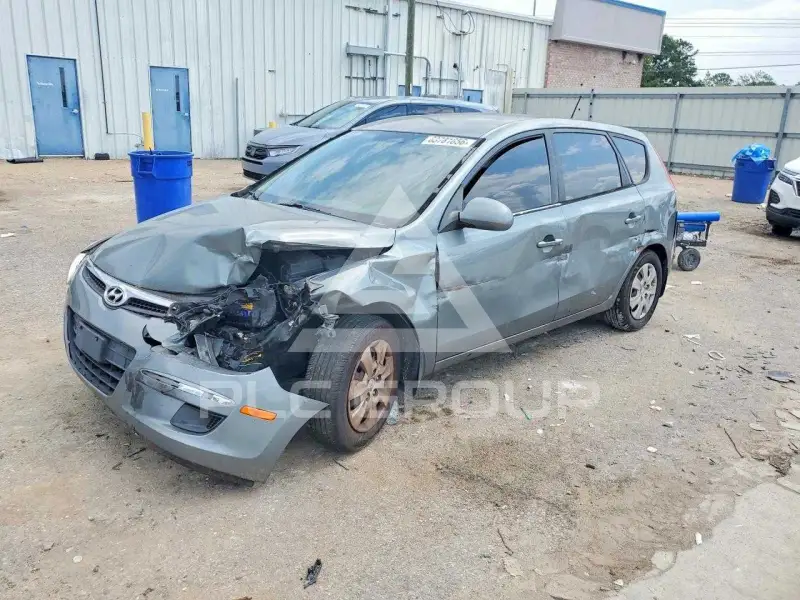 2011 Hyundai Elantra photo