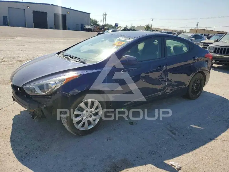 2011 Hyundai Elantra photo