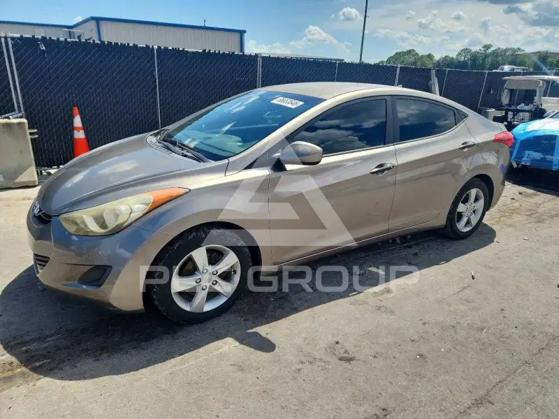 2011 Hyundai Elantra фото