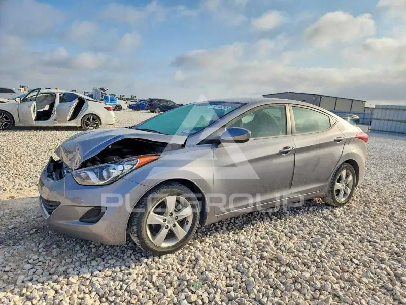 2011 Hyundai Elantra фото