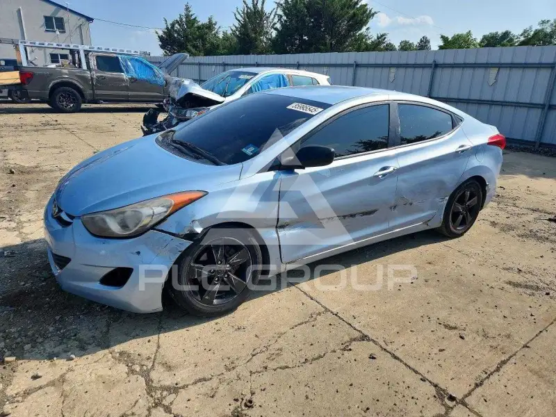 2011 Hyundai Elantra photo