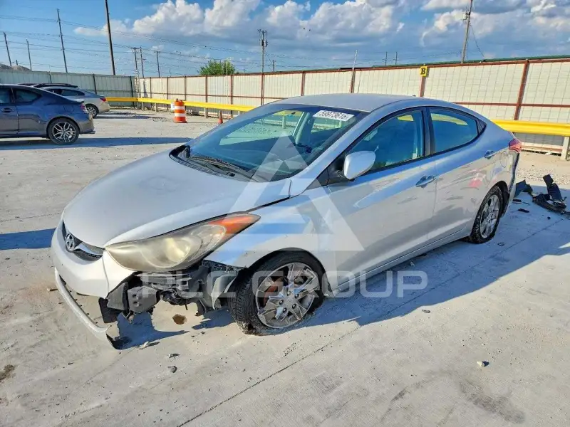 2011 Hyundai Elantra фото
