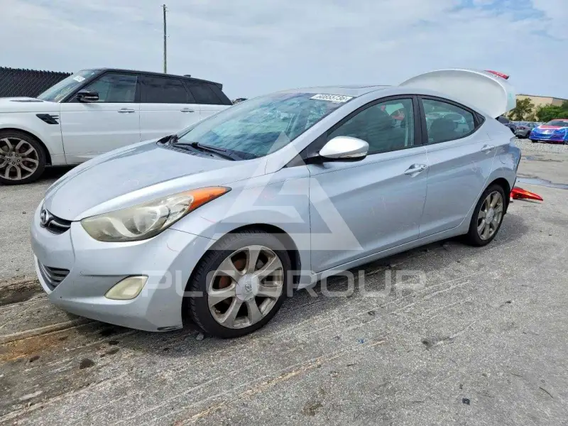 2011 Hyundai Elantra photo