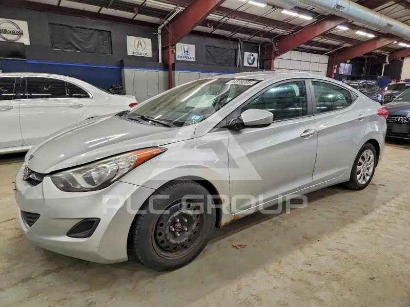 2011 Hyundai Elantra фото