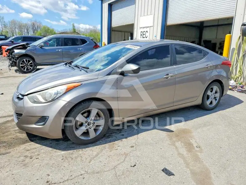 2011 Hyundai Elantra фото