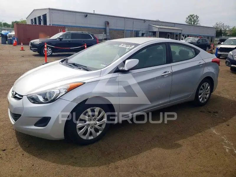 2011 Hyundai Elantra фото