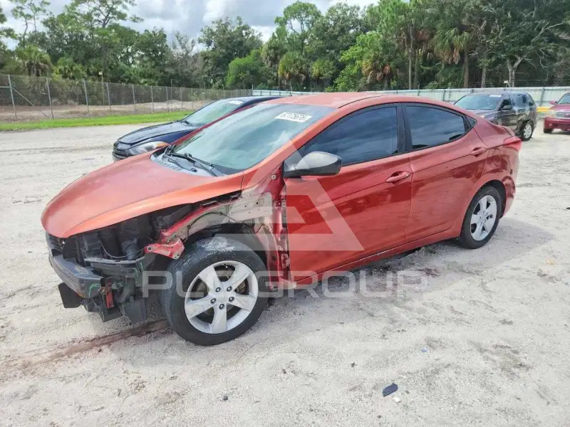 2011 Hyundai Elantra photo