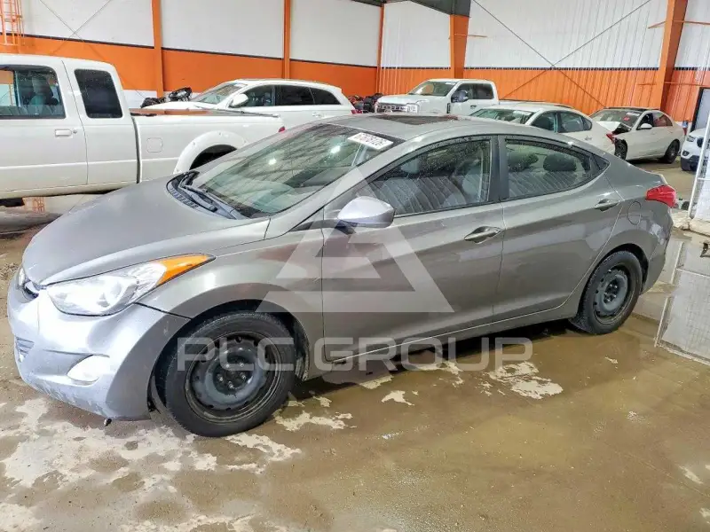 2011 Hyundai Elantra фото
