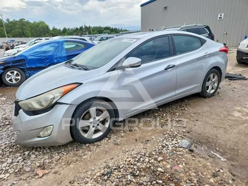 2011 Hyundai Elantra photo