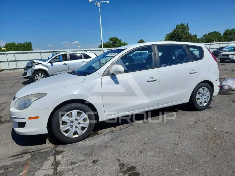 2011 Hyundai Elantra фото