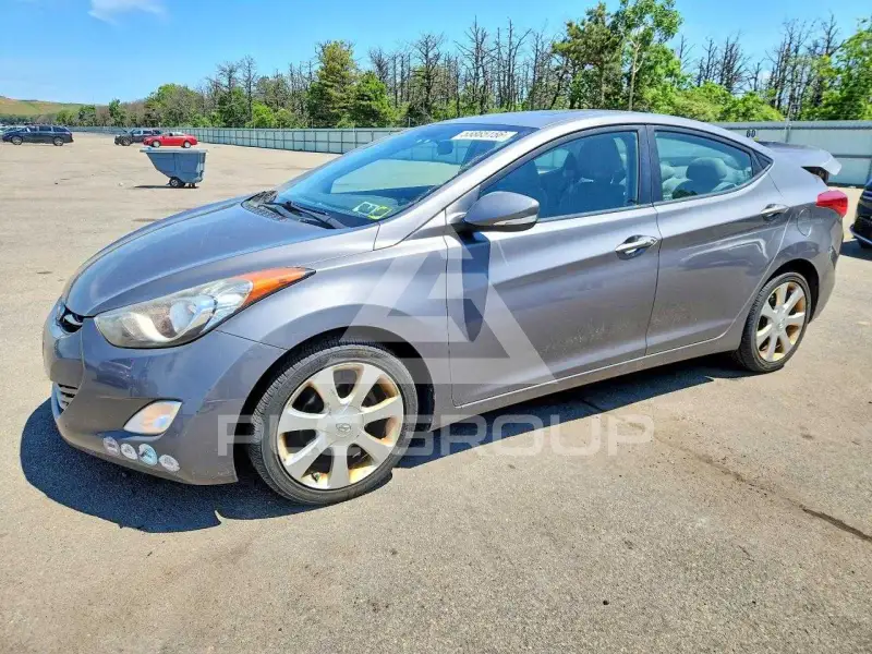 2011 Hyundai Elantra photo