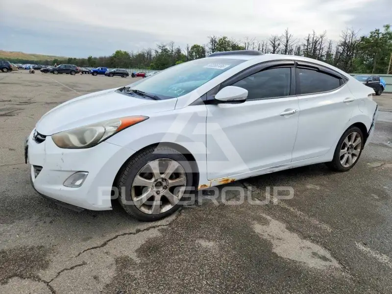 2011 Hyundai Elantra photo