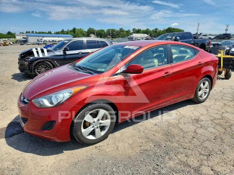 2011 Hyundai Elantra photo